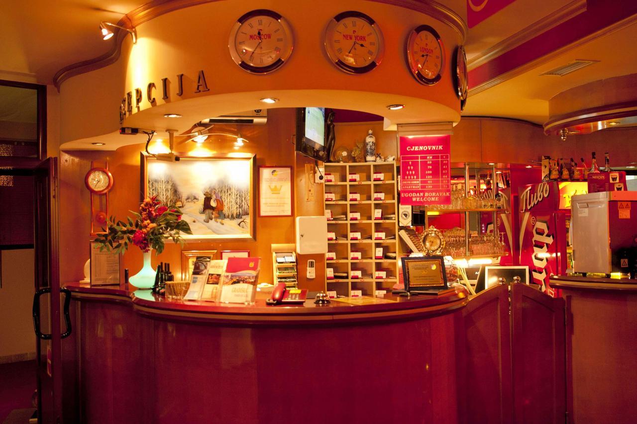 Taxi Bar Motel Bosanska Gradiska Εξωτερικό φωτογραφία